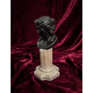 Bronze Bust Of Ariadne In The Antique Style On A Marble Column, 19th Century