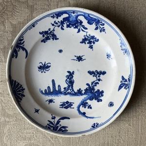 Alcora Earthenware Plate, 18th Century