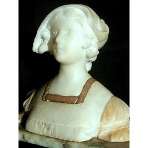 Charming Bust In Alabaster And Marble "woman With Headdress" In 1900, Era Daum Pugi Carrara