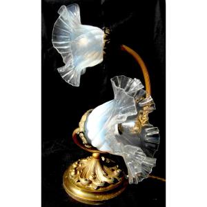 Art Nouveau 2-light Lamp, Opalescent Tulips, Era Galle Daum Benson Sabino 1900