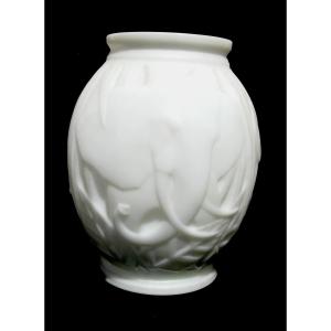 Art-deco Elephant Vase By Pierre d'Avesn, Daum Galle Era 1930