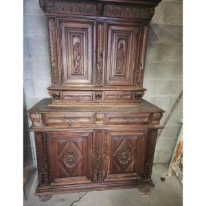 Small Renaissance Buffet In Walnut From The 19th