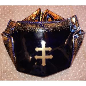 Wall Planter In Lunéville With Decor Of A Cross Of Lorraine