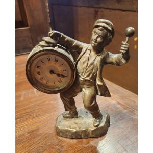 Children's Alarm Clock With Drum In Regule By Raffony