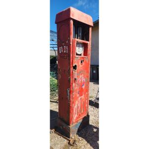 Themis Gasoline Pump From The 1940s