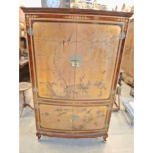 Chinese Lacquered Wardrobe From The 60s