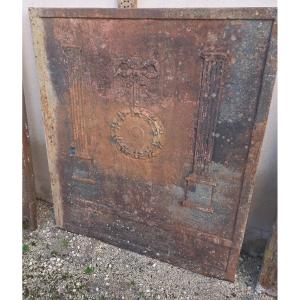 19th-century Cast Iron Fireplace Backplate With Restoration Decoration 