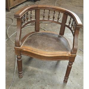 Early 1900s Oak Office Chair