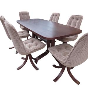 Scandinavian Table And 6 Swivel Chairs From The 70's