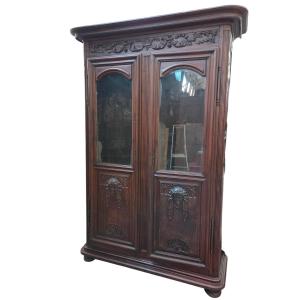 Majestic Louis XIV (19th Century) Walnut Bookcase