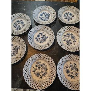 8 Meissen Porcelain Serving Plates, Blue Onion 