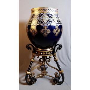 Monumental Cache Pot From Sarreguemines Decorated With Clovers On A Midnight Blue And Gold Background, Late 19th Century
