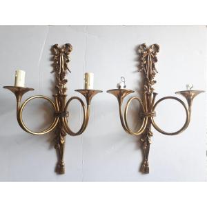Pair Of Gilded Bronze Sconces With Hunting Horn Trimmings Ribbons Louis XVI Style