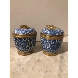 Pair Of Kangxi Period Covered Pots