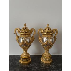 Pair Of Louis XVI Period Bronze Vases Attributed To François Rémond (1747-1812)