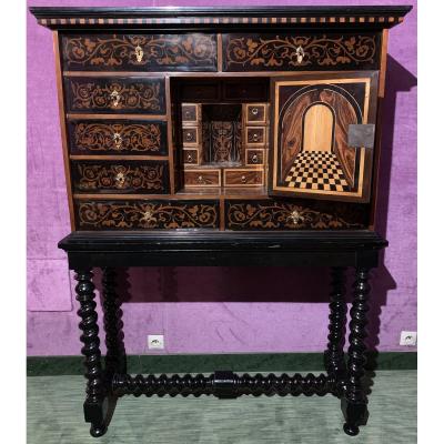 Louis XIV Cabinet