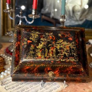 Toiletry Box, With Wig, Martin Varnish, 18th Century Regency 