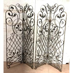 20th Century Wrought Iron Four-leaf Divider