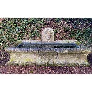 19th-century Stone Fountain And Outdoor Basin