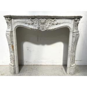 Louis XV Style Fireplace In White Carrara Marble, 19th Century