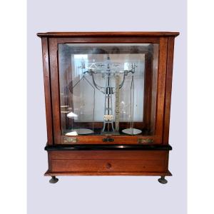 Glazed Mahogany Trebuchet From The Maison "poulenc Frères In Paris" 20th Century