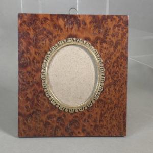 20th Century Oval Photo Frame: 7 X 6 Cm