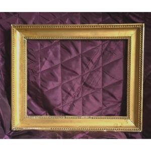 Late 18th Century Gilded Wooden Frame With Heart-shaped Ray And Row Of Rebate Beads: 33 X 42.5 Cm