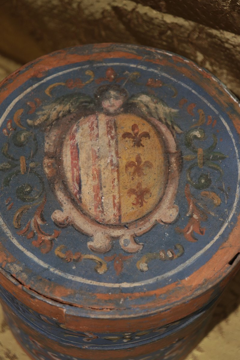 Cofanetto laccato con stemma, Toscana, fine '600 H20CM-photo-1