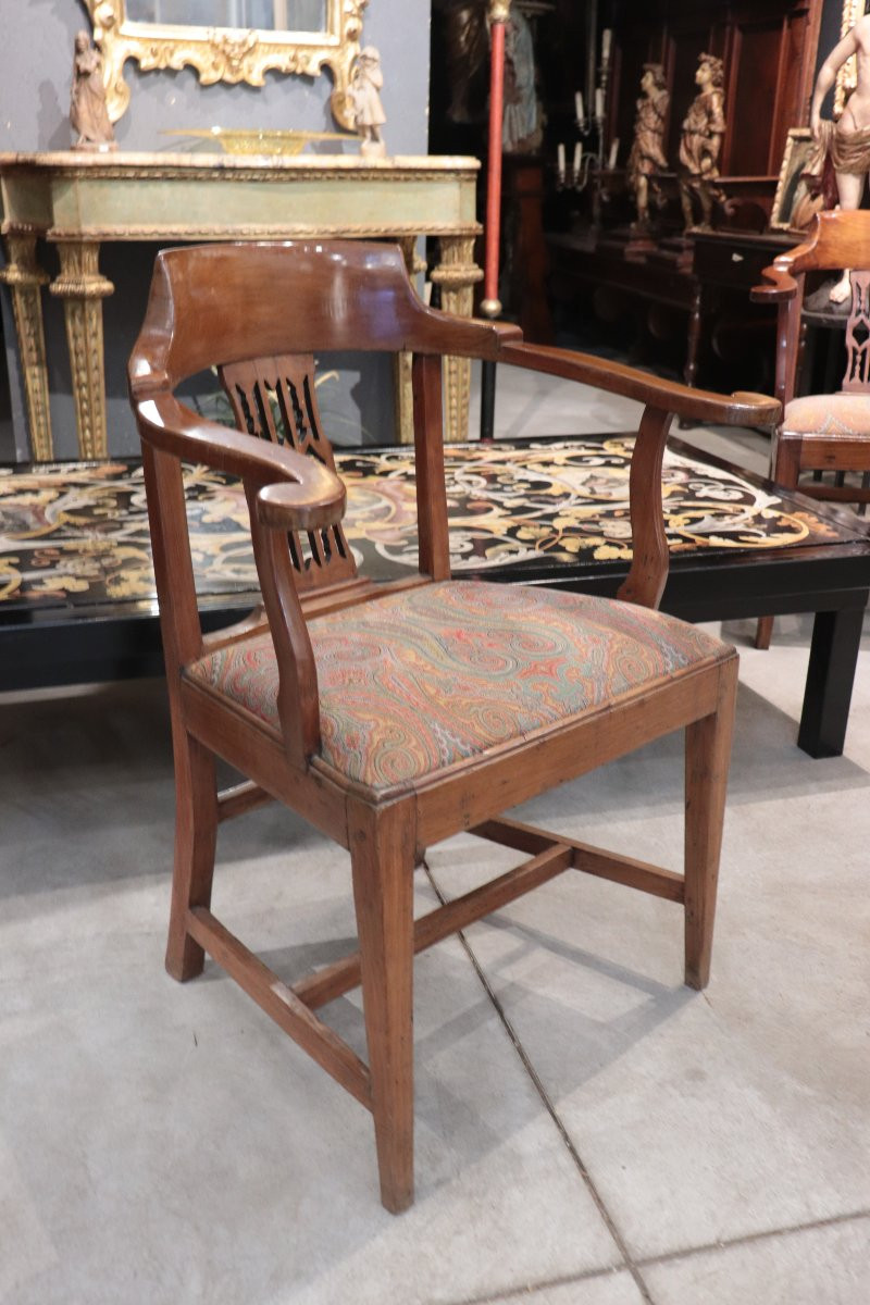 Coppia di eleganti poltroncine a pozzetto, fine '700-photo-2