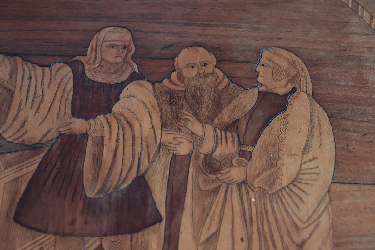 Tavolo tondo Intarsiato con figure, '800-photo-2