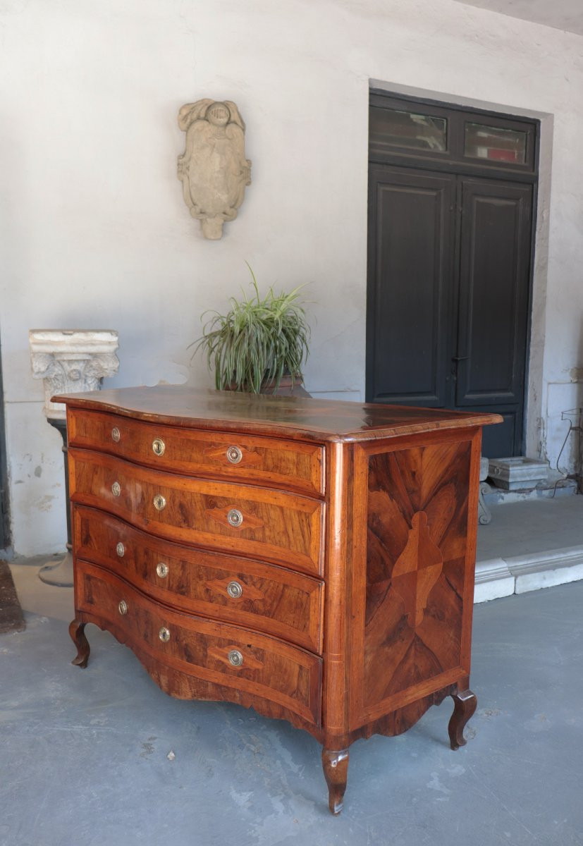 Cassettone Lastronato, Malta, '700-photo-2