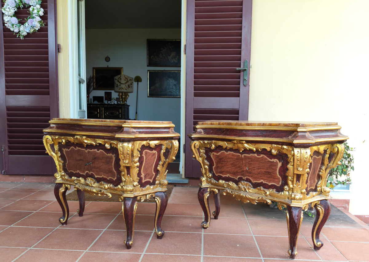 Coppia di comodini lacca e oro, '900