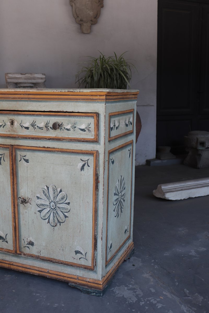 Credenza laccata, Toscana, 700-photo-3
