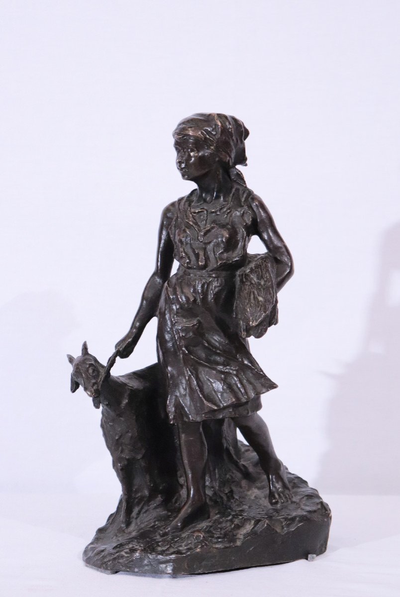 Sculpture en bronze, "Femme" 20eme siècle.-photo-2