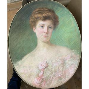 Portrait Of A Young Woman In A Pink Dress - Pastel Signed Marie Laforge (1865-1942)