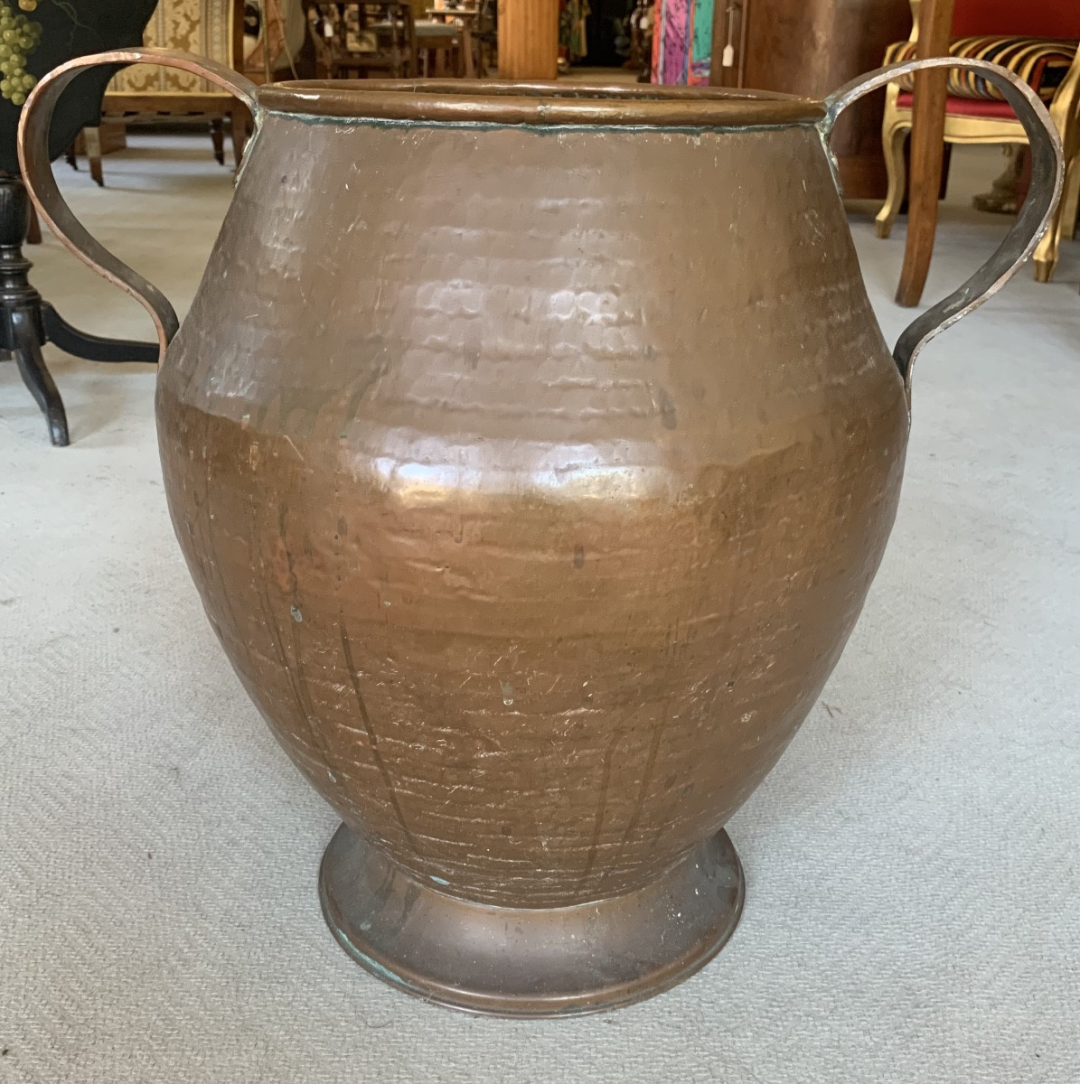 Grande vaso in rame martellato 18* secolo