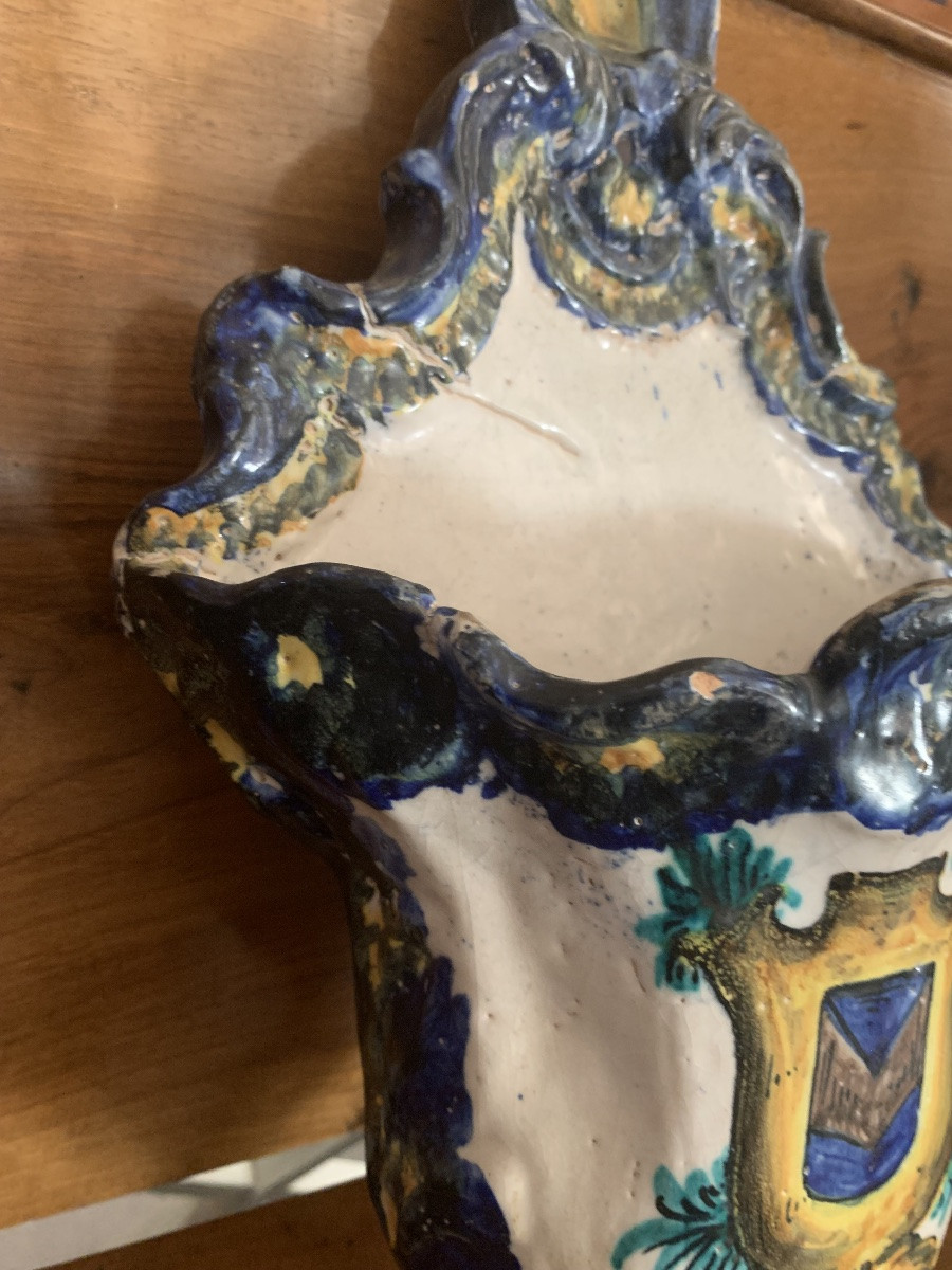 Acquasantiera da parete, in maiolica, Sud Italia,18esimo secolo-photo-6
