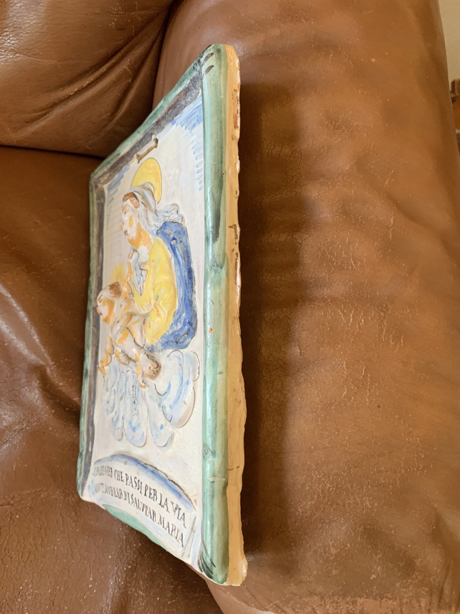 Bassorilievo in maiolica, formella devozionale, area Senese, 18esimo secolo-photo-4