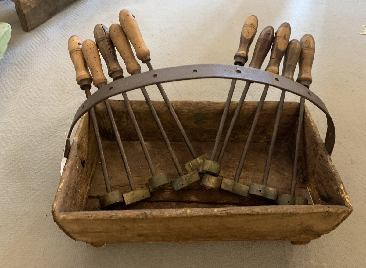 Set completo di punzoni per marchiatura del bestiame, Toscana,19esimo secolo