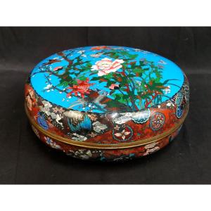 Large Candy Box From The Meiji Period (japan)