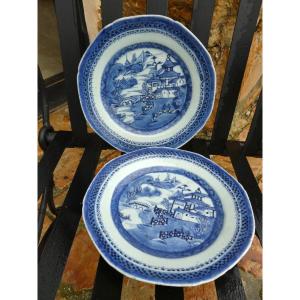 Pair Of Chinese Porcelain Plates, 18th Century Period, Pagoda / Barrier Asia