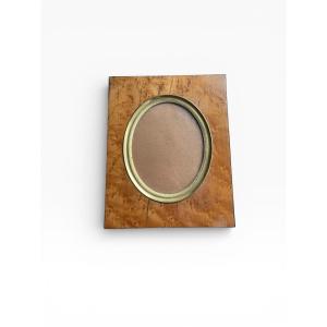 Small Period Frame In Elm Burl Veneer. 19th Century