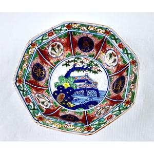 Octagonal Chinese Or Japanese Porcelain Cup With Imari Decor