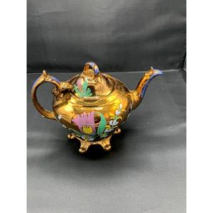 Beautiful Ventrue Teapot In Jersey 19th Century