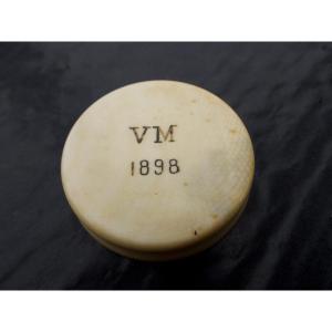 Veterinarian's Plesimeter Basin, 1898