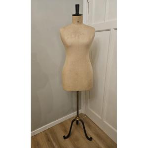 Female Dressmaker's Mannequin Size 44