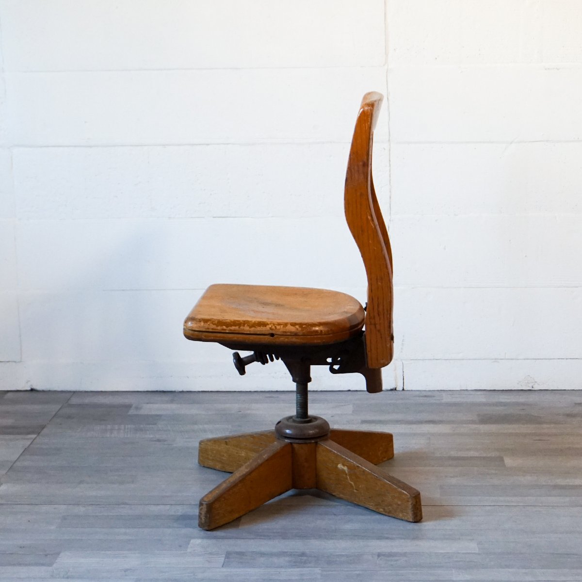Sedia Girevole da Ufficio in Legno – Anni ’30-photo-2