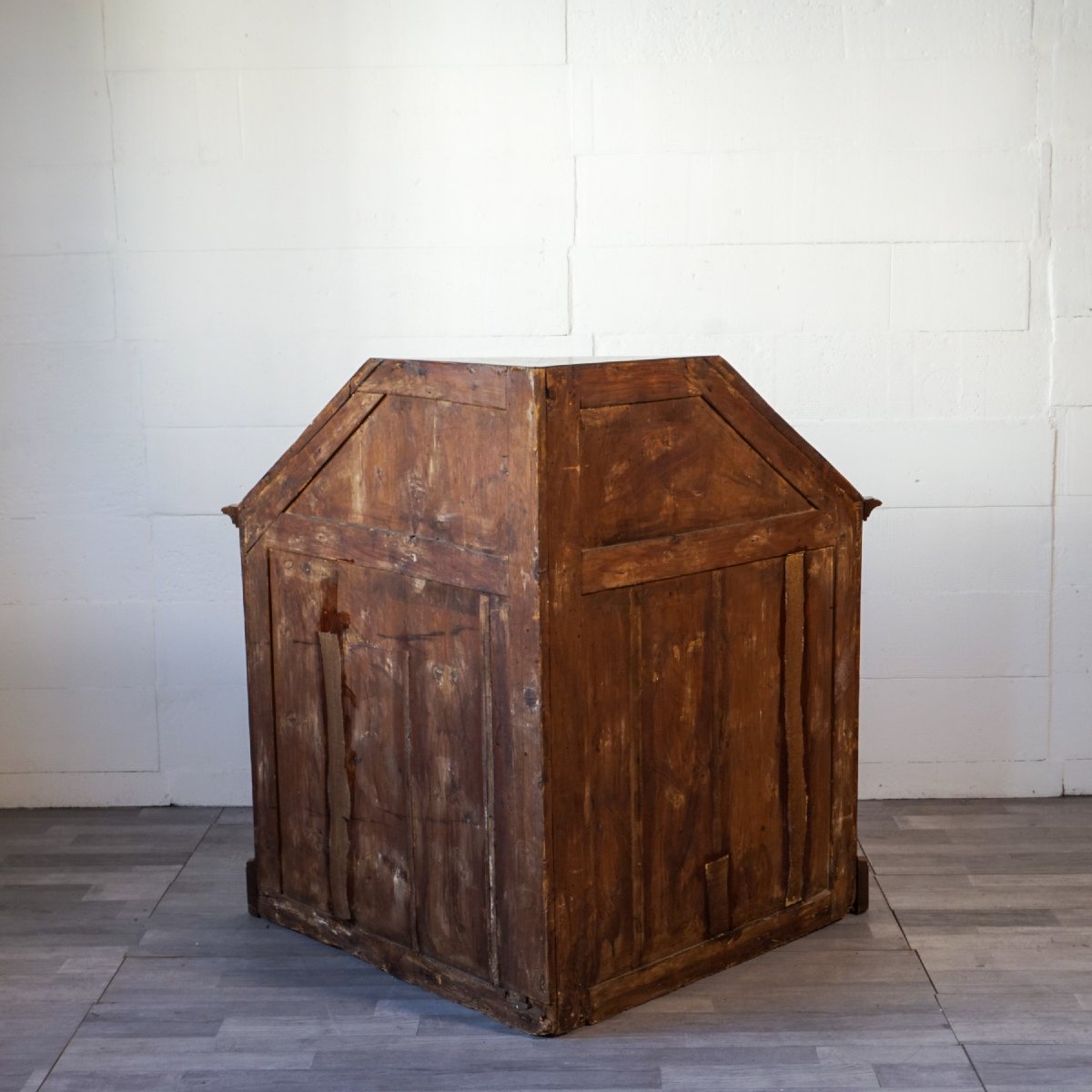 Angoliera antica in noce con stipo a ribalta – Italia, prima metà XIX secolo-photo-3