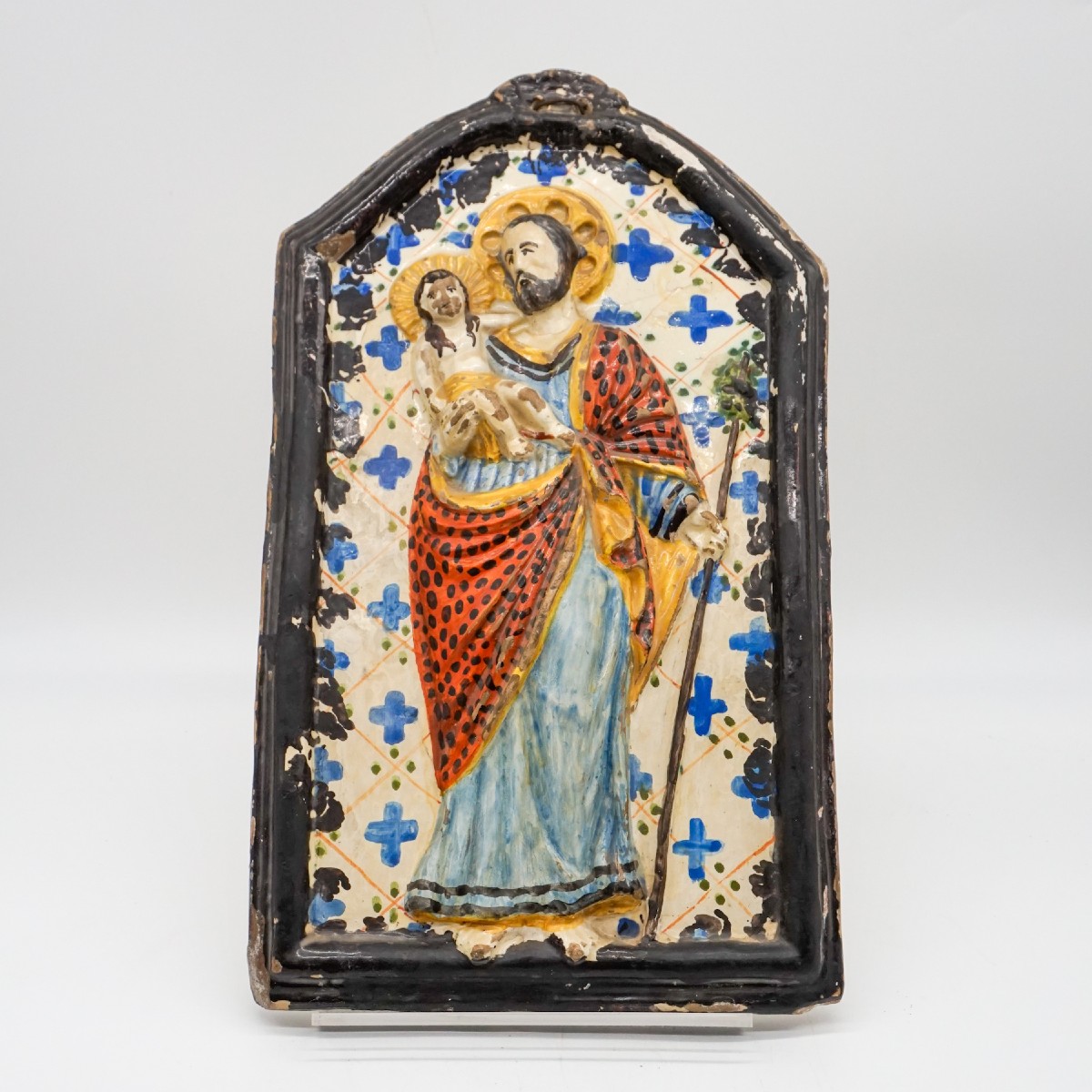Piastra votiva in terracotta invetriata raffigurante San Giuseppe con Bambino – Italia, XIX sec
