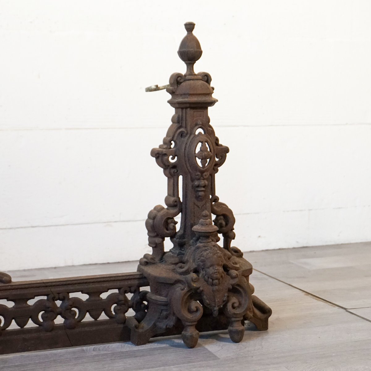 Frontone francese in ghisa per caminetto – Stile Napoleon III, XIX secolo-photo-4